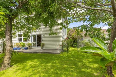 Photo of property in 31 Holyoake Crescent, Avalon, Lower Hutt, 5011