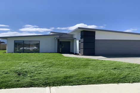 Photo of property in 37 Carmine Crescent, Appleby, Richmond, 7020