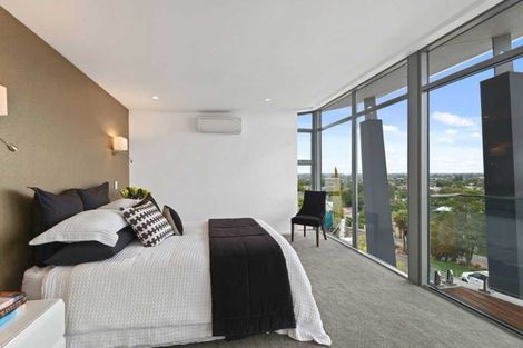 Photo of property in 26 Overdale Drive, Cashmere, Christchurch, 8022