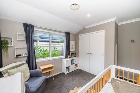Photo of property in 10 Mahia Lane, Waikanae, 5036