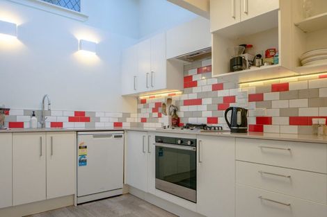 Photo of property in 8 Ascot Street, Thorndon, Wellington, 6011