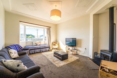 Photo of property in 1a-1b Caledonian Road, Oamaru North, Oamaru, 9400