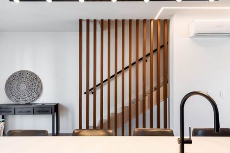 Photo of property in 18 Mina Way, Browns Bay, Auckland, 0630