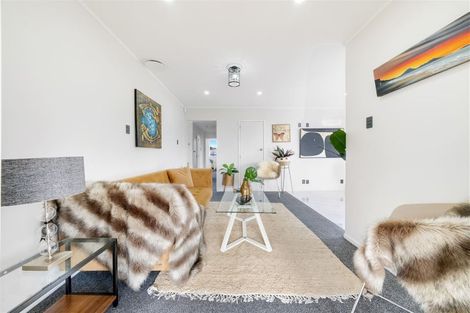 Photo of property in 68 Old Wairoa Road, Papakura, 2110