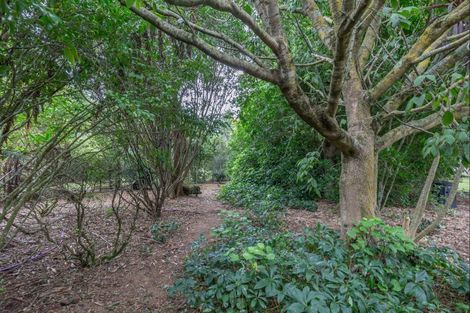 Photo of property in 14 Pohutukawa Drive, Levin, 5571