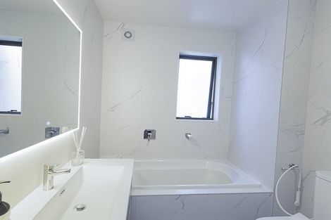 Photo of property in 46 Ascension Crescent, Orewa, 0931