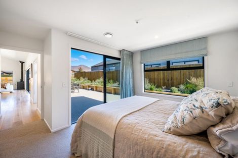 Photo of property in 14 Pounamu Avenue, Albert Town, Wanaka, 9305