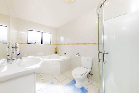 Photo of property in 497 Great South Road, Opaheke, Papakura, 2113