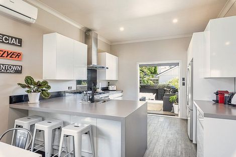 Photo of property in 73 Alberton Avenue, Mount Albert, Auckland, 1025