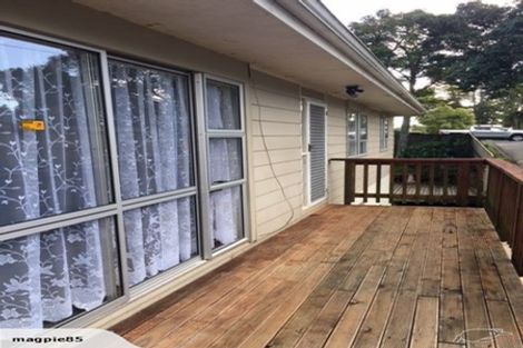 Photo of property in 10 Dakota Avenue, Beach Haven, Auckland, 0626