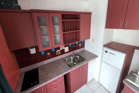 Photo of property in Churchill Flats, 213 The Terrace, Wellington Central, Wellington, 6011