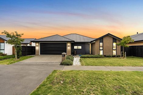 Photo of property in 8 Flock Street, Rolleston, 7615