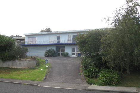 Photo of property in 14 Girrahween Drive, Totara Vale, Auckland, 0629