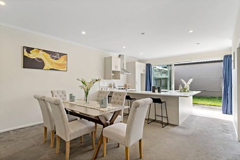 Photo of property in 13 Hakawai Avenue, Takanini, 2112