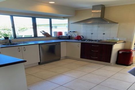 Photo of property in 10 Sayes Close, East Tamaki, Auckland, 2013