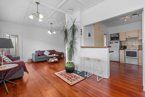 Photo of property in 13 Shortland Street, Regent, Whangarei, 0112