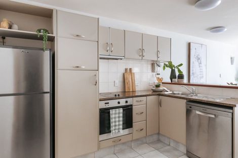 Photo of property in Anchorage Apartments, 114/36 Victoria Road, Mount Maunganui, 3116