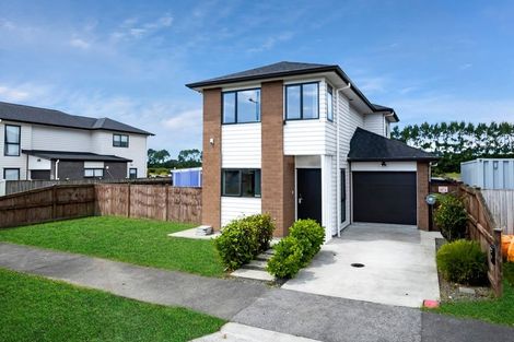 Photo of property in 35 Sapwood Crescent, Takanini, 2110