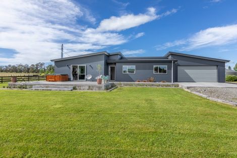 Photo of property in 19 Blundell Avenue, Waipukurau, 4200