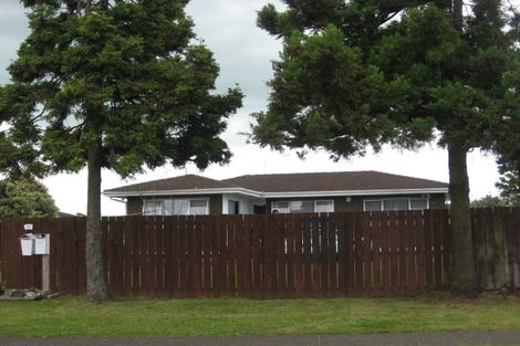 Photo of property in 27 John Walker Drive, Manurewa, Auckland, 2102