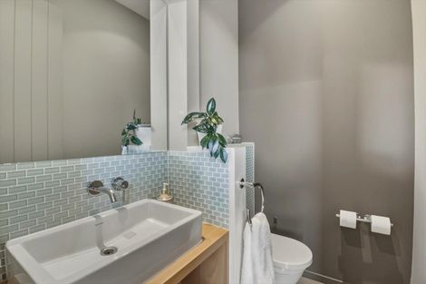 Photo of property in 12 Highlight Parade, Te Atatu South, Auckland, 0610