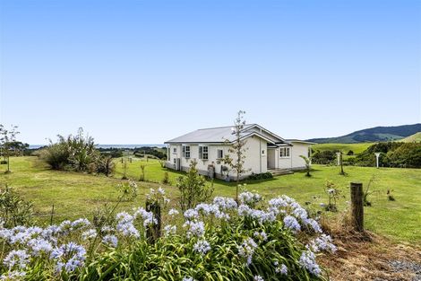 Photo of property in 207 Upper Pitone Road, Pitone, New Plymouth, 4374