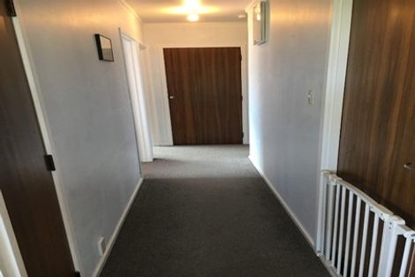 Photo of property in 1/20 Churchill Road, Murrays Bay, Auckland, 0630