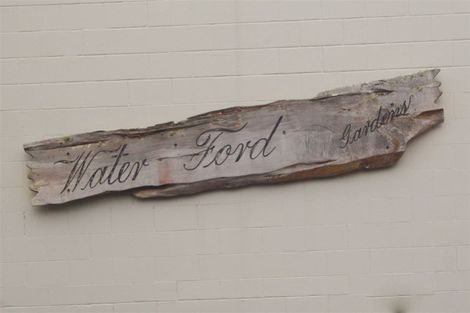 Photo of property in 9/32 Blockhouse Bay Road, Avondale, Auckland, 1026