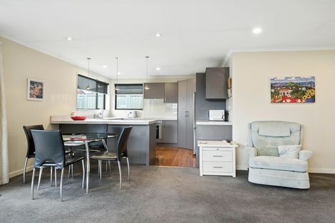 Photo of property in 7b Lanark Street, Mosgiel, 9024