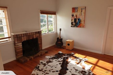 Photo of property in 126 Titirangi Road, New Lynn, Auckland, 0600