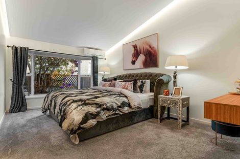 Photo of property in 19 Westpark Drive, West Harbour, Auckland, 0618