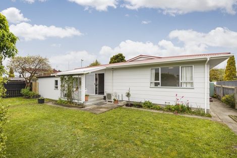 Photo of property in 11b Terry Crescent, Milson, Palmerston North, 4414
