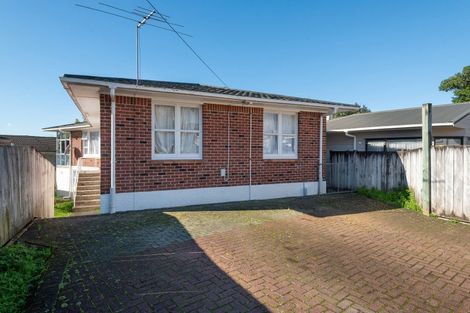Photo of property in 70 Sturges Road, Henderson, Auckland, 0612