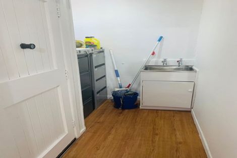 Photo of property in 29 Astley Avenue, New Lynn, Auckland, 0600