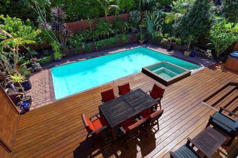 Photo of property in 10 Pasteur Place, New Windsor, Auckland, 0600