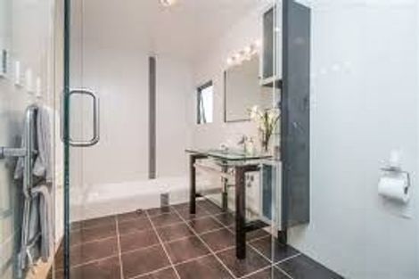 Photo of property in 17 Debron Avenue, Remuera, Auckland, 1050