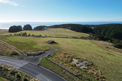 Photo of property in 147 Akatore Road, Taieri Beach, Taieri Mouth, 9091