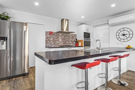 Photo of property in 63 Bunyan Road, Coastlands, Whakatane, 3120