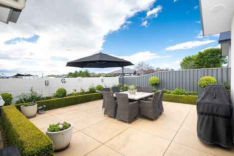 Photo of property in 32 Meissner Road, Havelock North, 4130