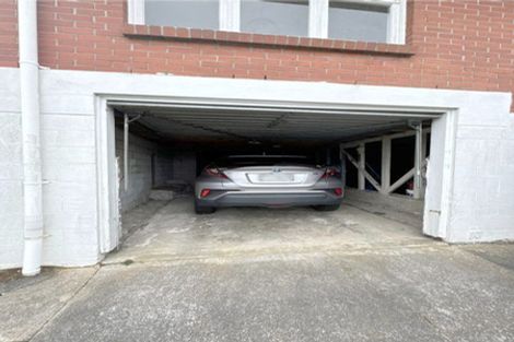 Photo of property in 201 Chivalry Road, Glenfield, Auckland, 0629