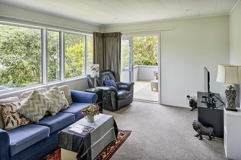 Photo of property in 5 Ayton Drive, Whitby, Porirua, 5024