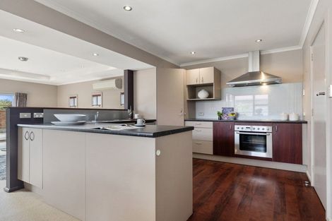 Photo of property in 33 Wingate Street, Redwood, Christchurch, 8051