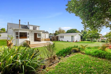 Photo of property in 18 Whakapaki Street, Urenui, 4375