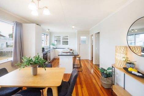 Photo of property in 5 Sutherland Crescent, Westbrook, Palmerston North, 4412