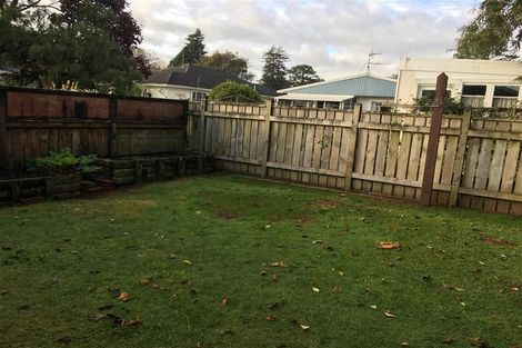 Photo of property in 2a Tawa Street, Inglewood, 4330