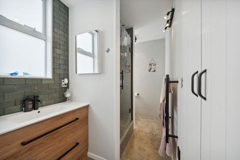 Photo of property in 11/76 Freyberg Street, Lyall Bay, Wellington, 6022