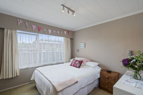 Photo of property in 48a Nevada Drive, Merrilands, New Plymouth, 4312