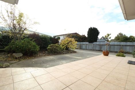 Photo of property in 19 Grange Street, Winton, 9720