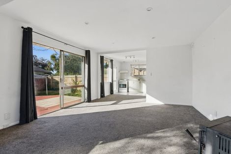 Photo of property in 2/19 Leonie Place, Aranui, Christchurch, 8061