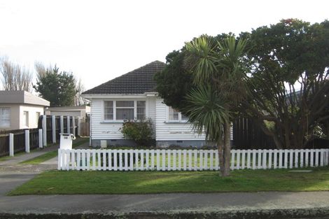 Photo of property in 38 Blake Street, New Brighton, Christchurch, 8061